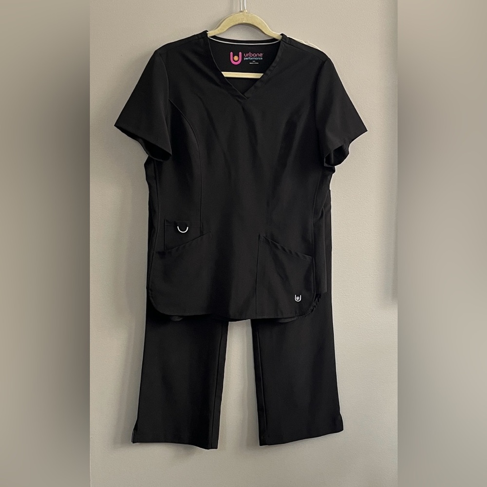 Urban Performance 2 piece scrubs size small med large